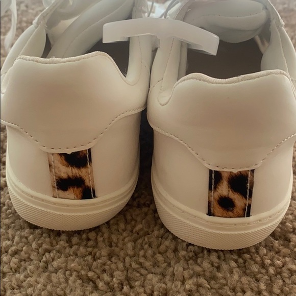NWT Justice leopard stripe tennis shoes - Picture 5 of 5